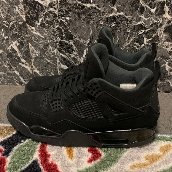 Jordan Black Cats 2020 Size 10.5 - Picture 4 of 4